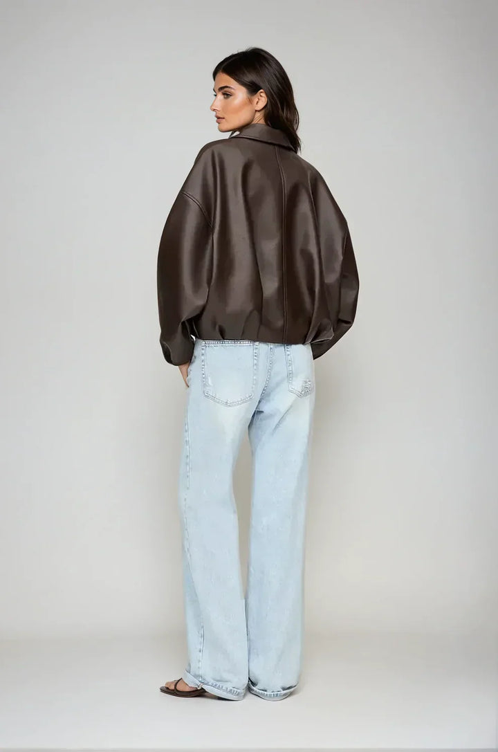 Elara · Veste en cuir marron élégante