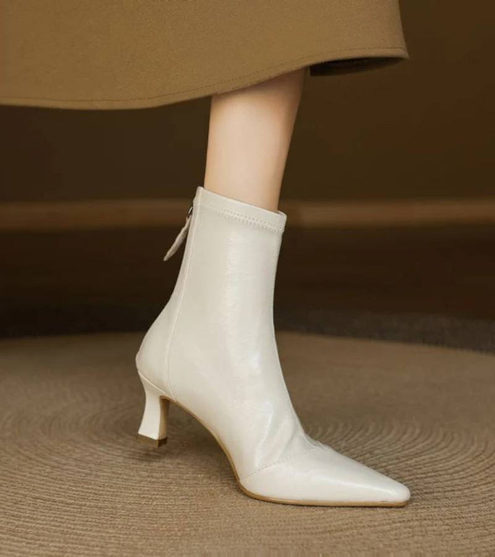 Elara · Bottines en cuir à talon raffiné