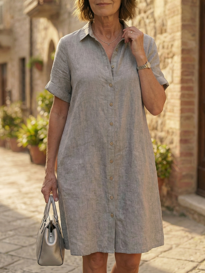 Valerine | Robe Courtyard Walk