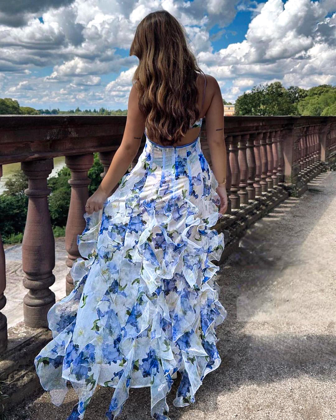 Uri™ | Robe Midi Florale avec Volants