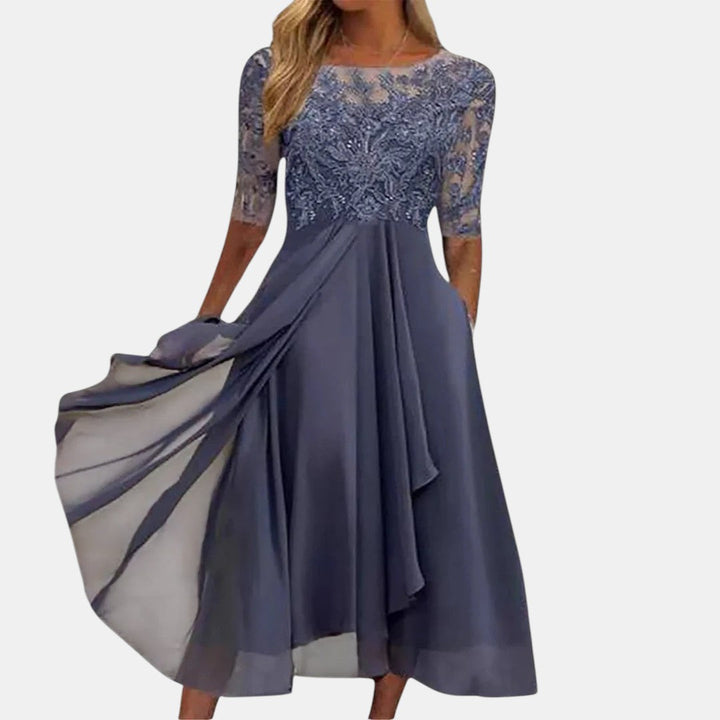 Ella | Robe en Dentelle Élégante