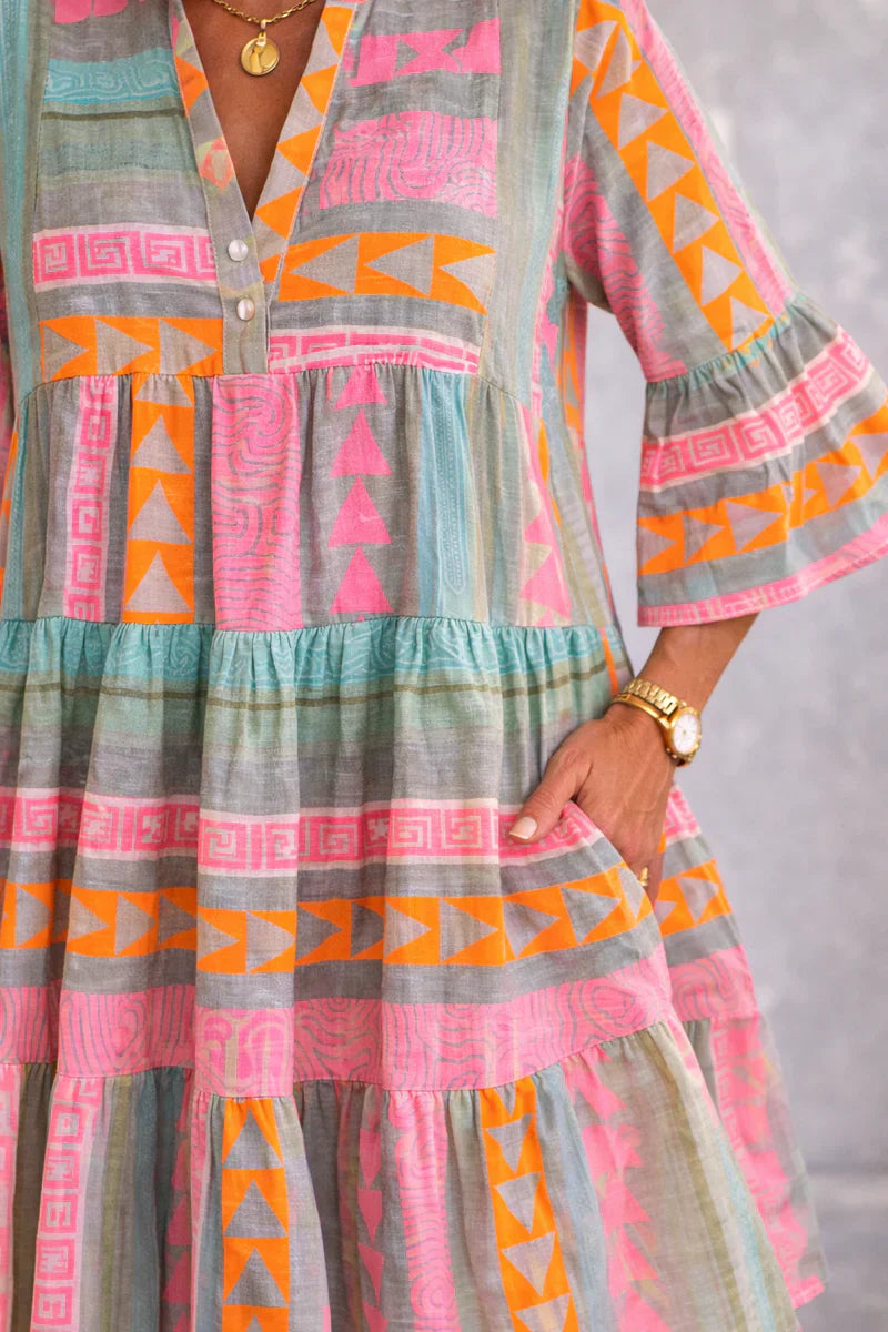 NOVA | Robe midi vivante avec un confort aérien pour le week-end