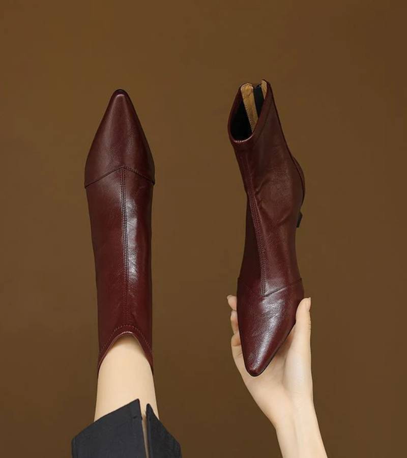 Elara · Bottines en cuir à talon raffiné