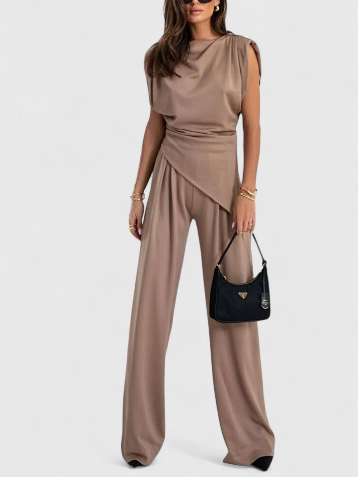 Sharon · Ensemble Chic