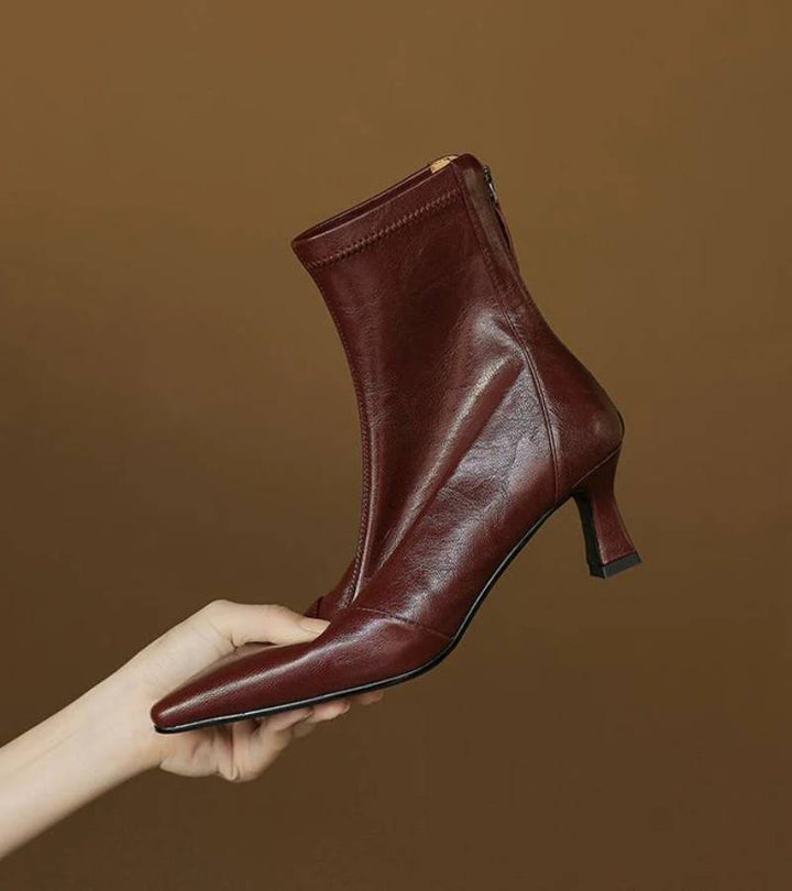 Elara · Bottines en cuir à talon raffiné