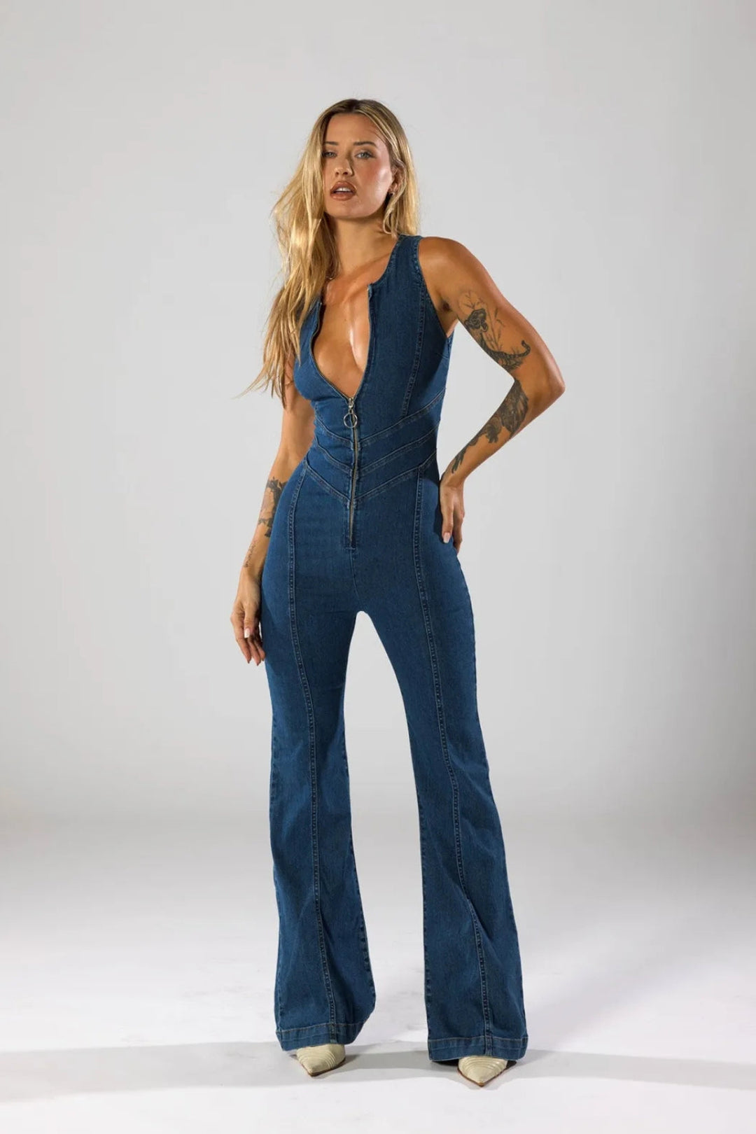 Elara · Élégante Combinaison en Denim