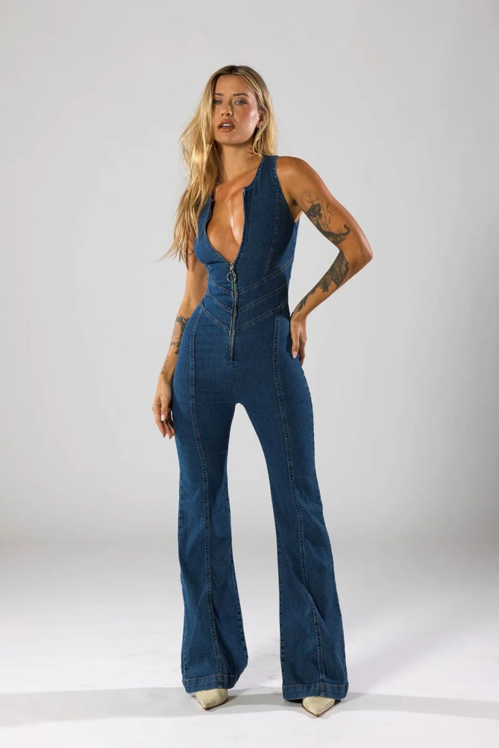 Elara · Élégante Combinaison en Denim