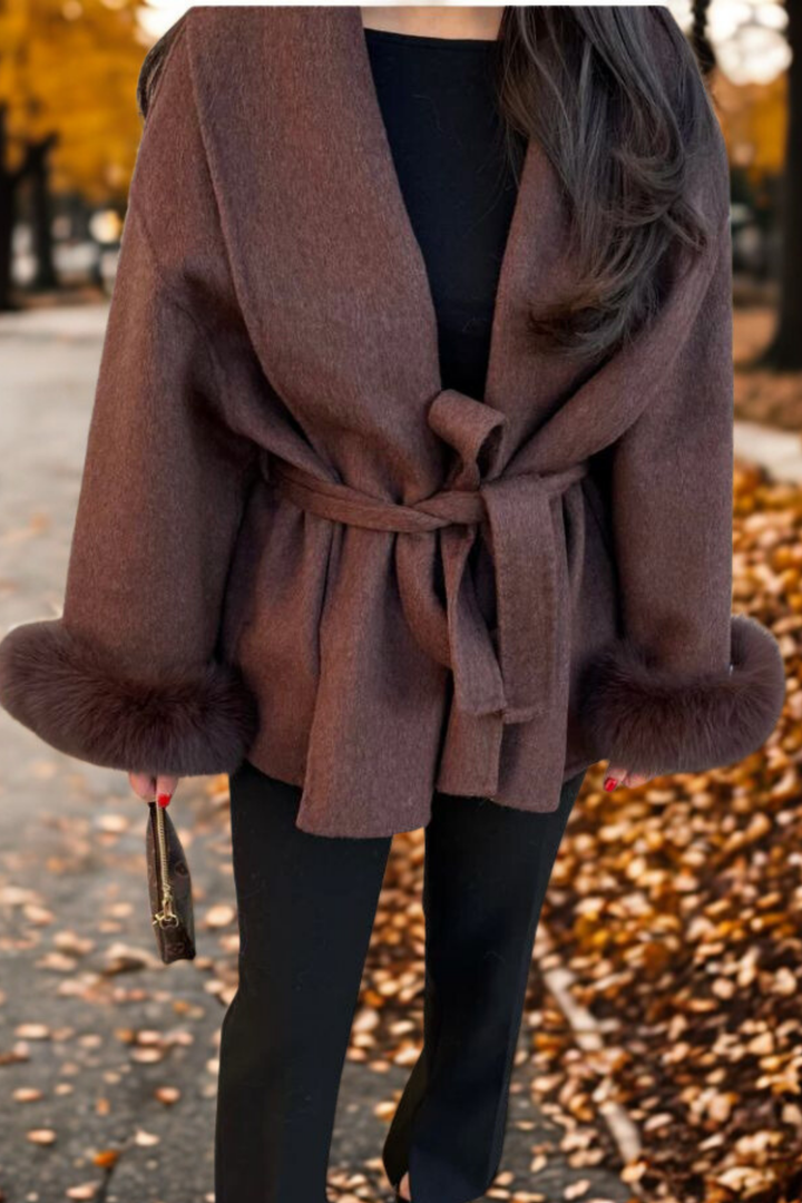 Elara · Manteau en Fourrure à Manches