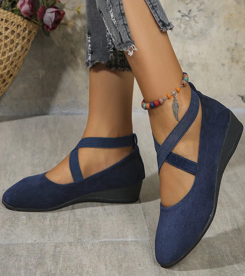 Elara · Ballerines Fermées à Semelle Élevée
