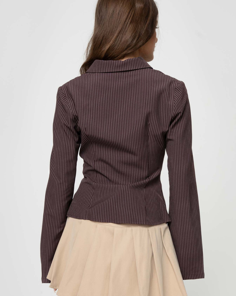 Elara · Chemise Élégante à Rayures Fines