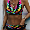 Eva - Bikini Coloré et Joyeux