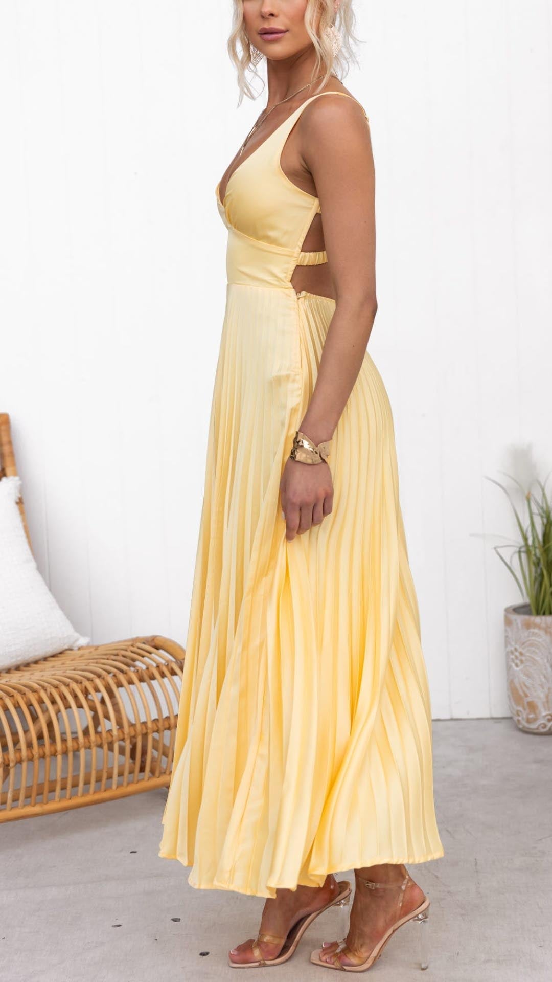Malka™ | Robe Maxi Plissée avec Décolleté en V