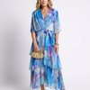 Calista | Robe maxi à décolleté en V, taille nouée et superposée