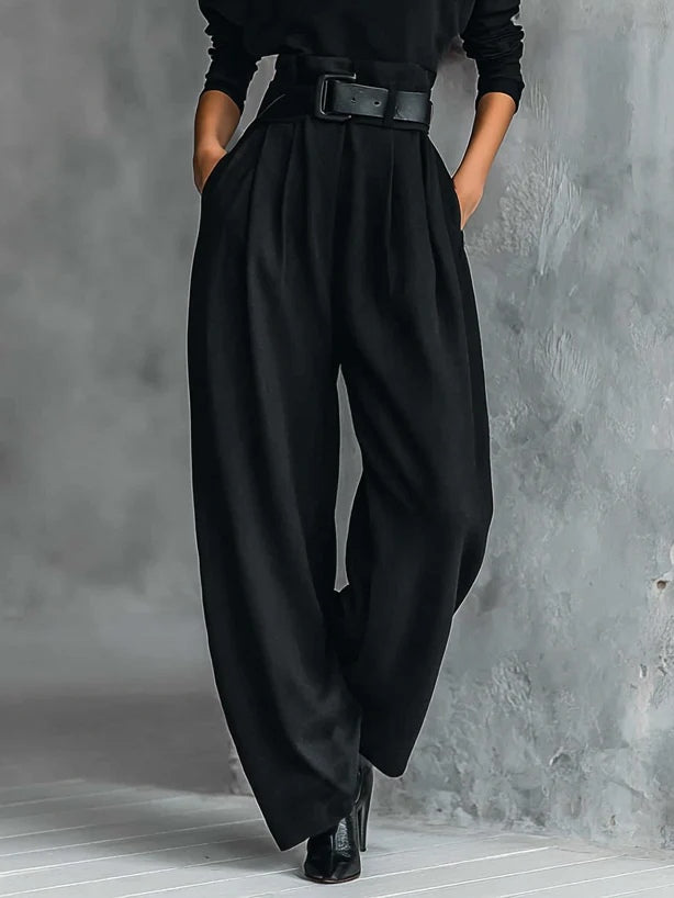 Elara · Ensemble en Col Roulé et Pantalon Droit