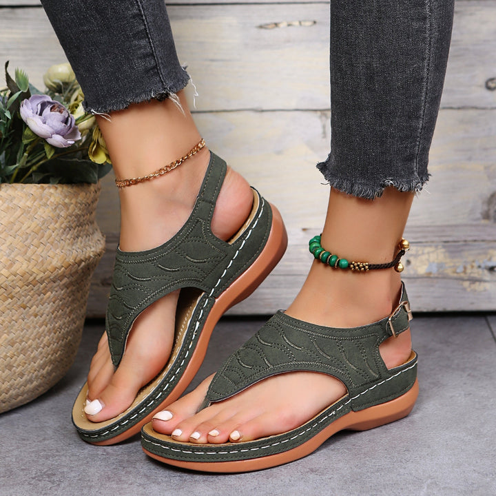 Elara · Sandales Ergonomiques Clara en Confort Élégant