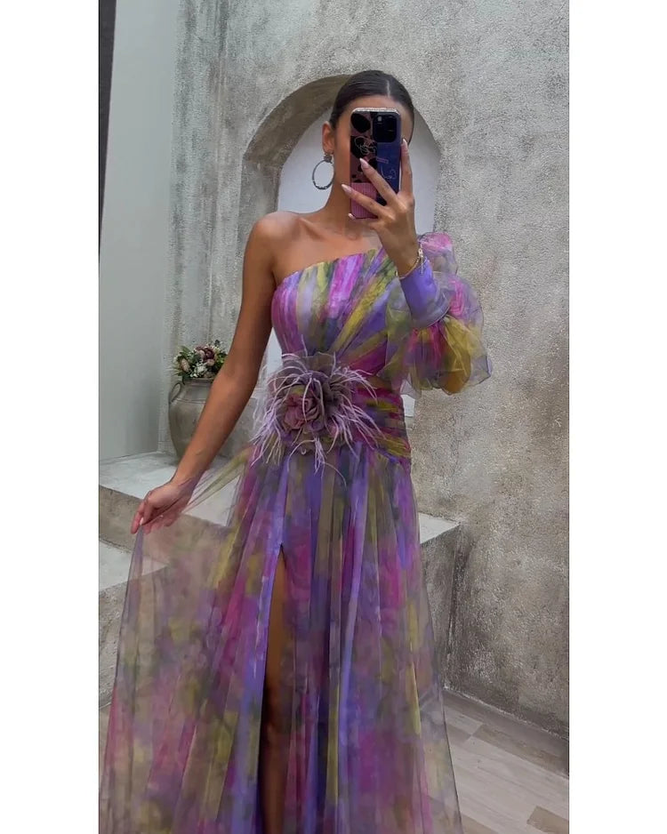 Orit™ | Robe Asymétrique à Manches Uniques et Fente