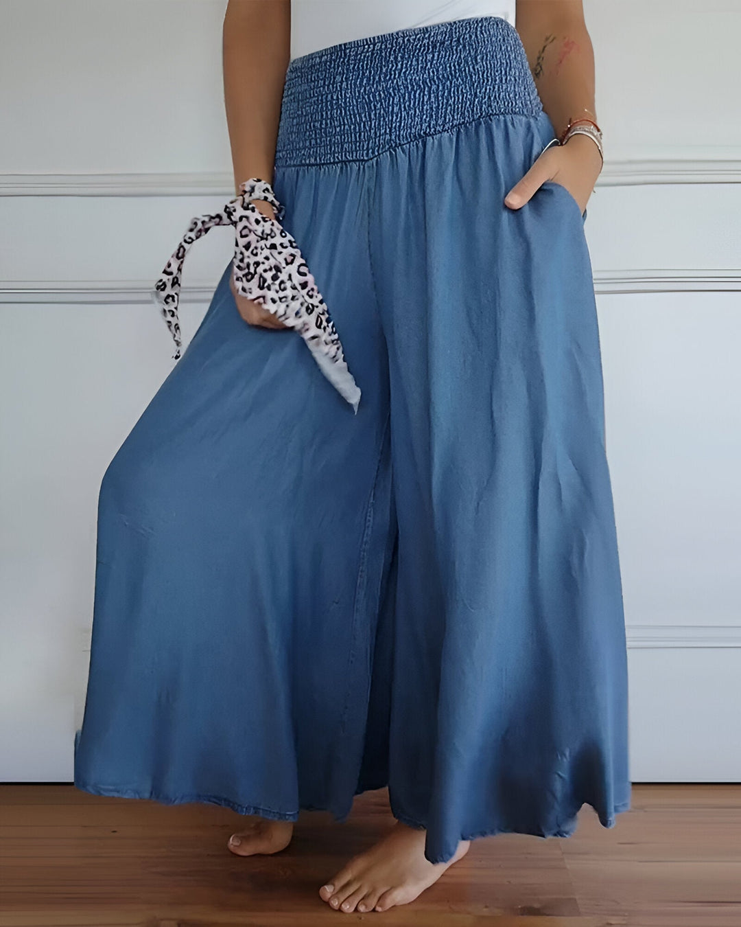 Elara · Pantalon large femme à taille smockée