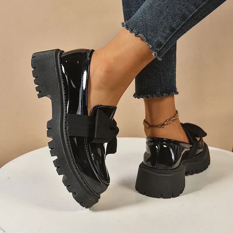 Elara · Chaussures à plateforme légères et élégantes