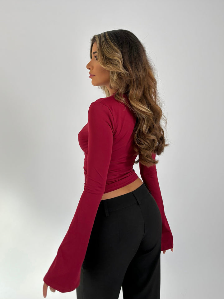 Elara · Chic en Dentelle Nordique