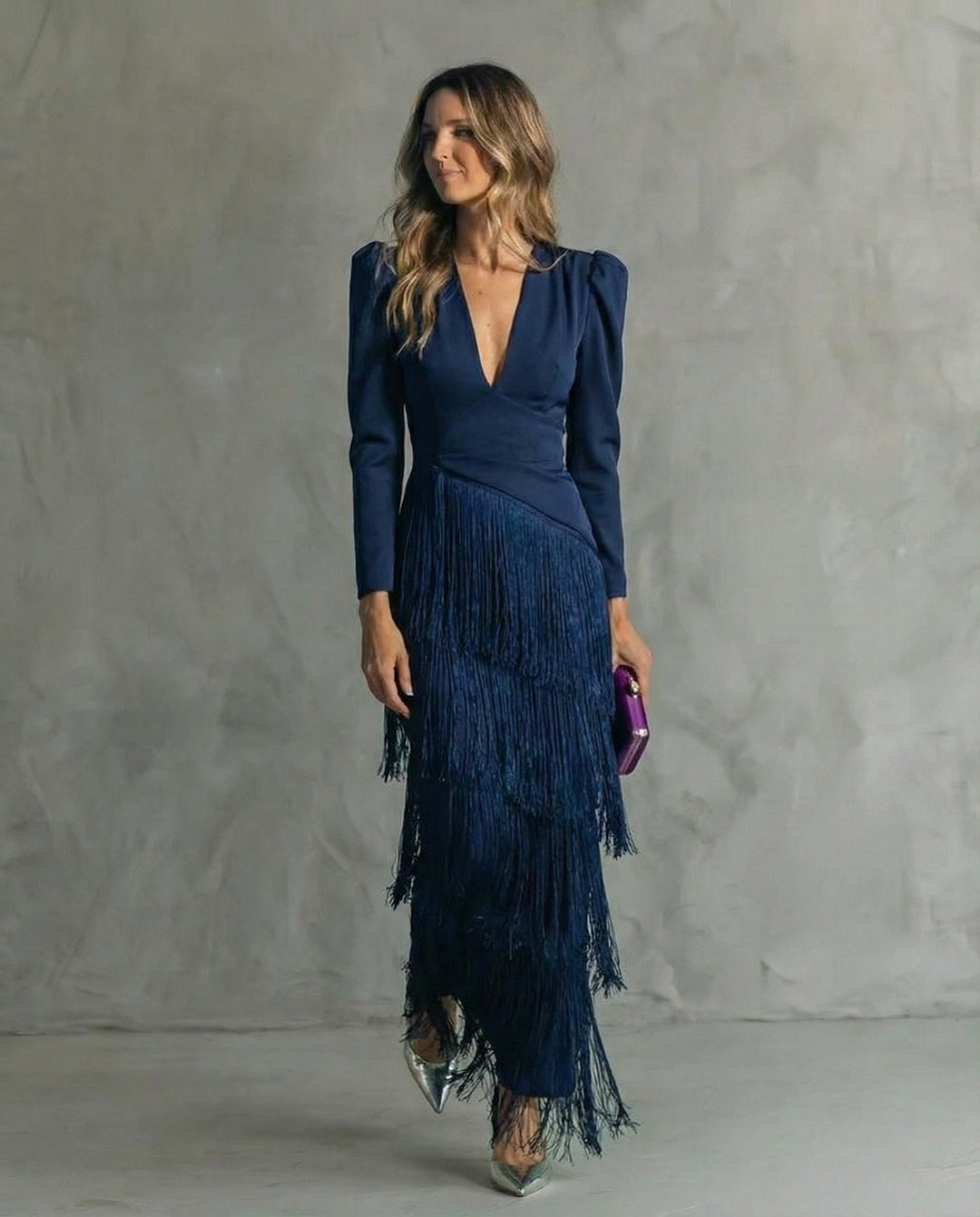 Chiara - Robe élégante avec des manches à franges