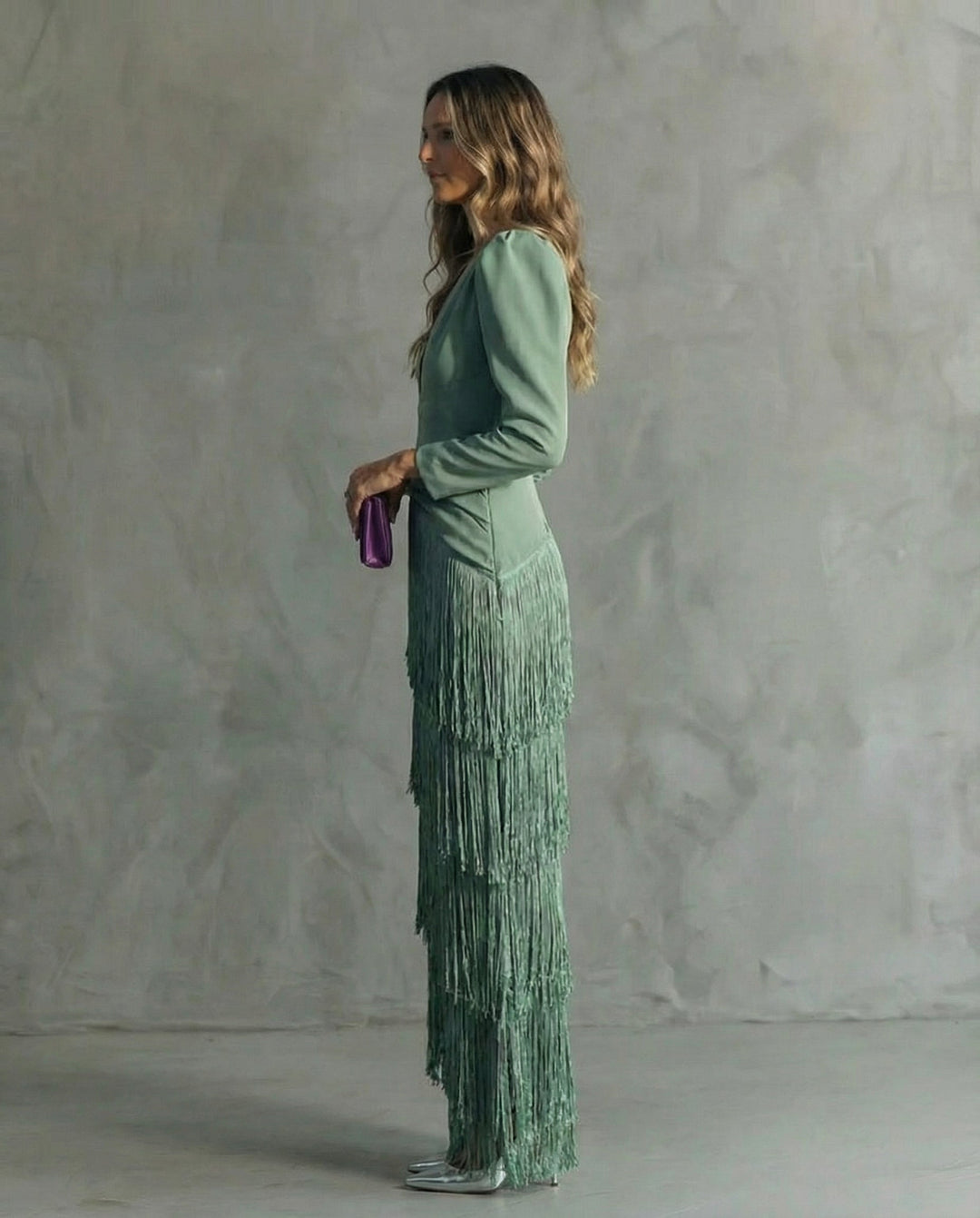 Chiara - Robe élégante avec des manches à franges