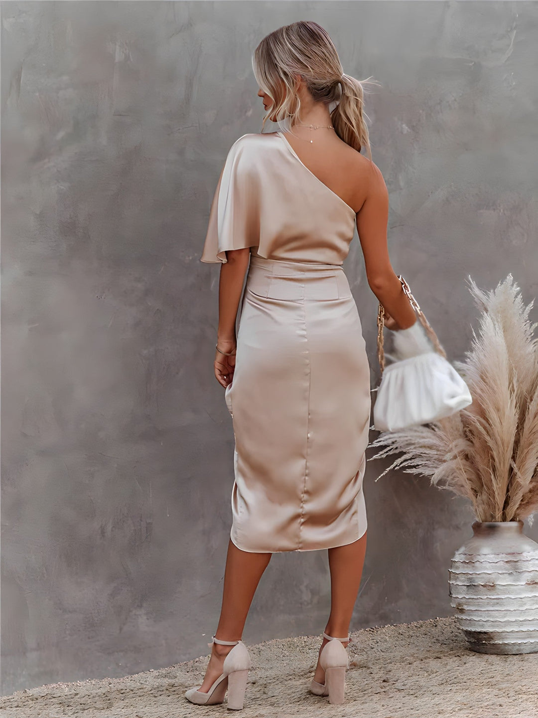 Goni™ | Robe Midi Élégante