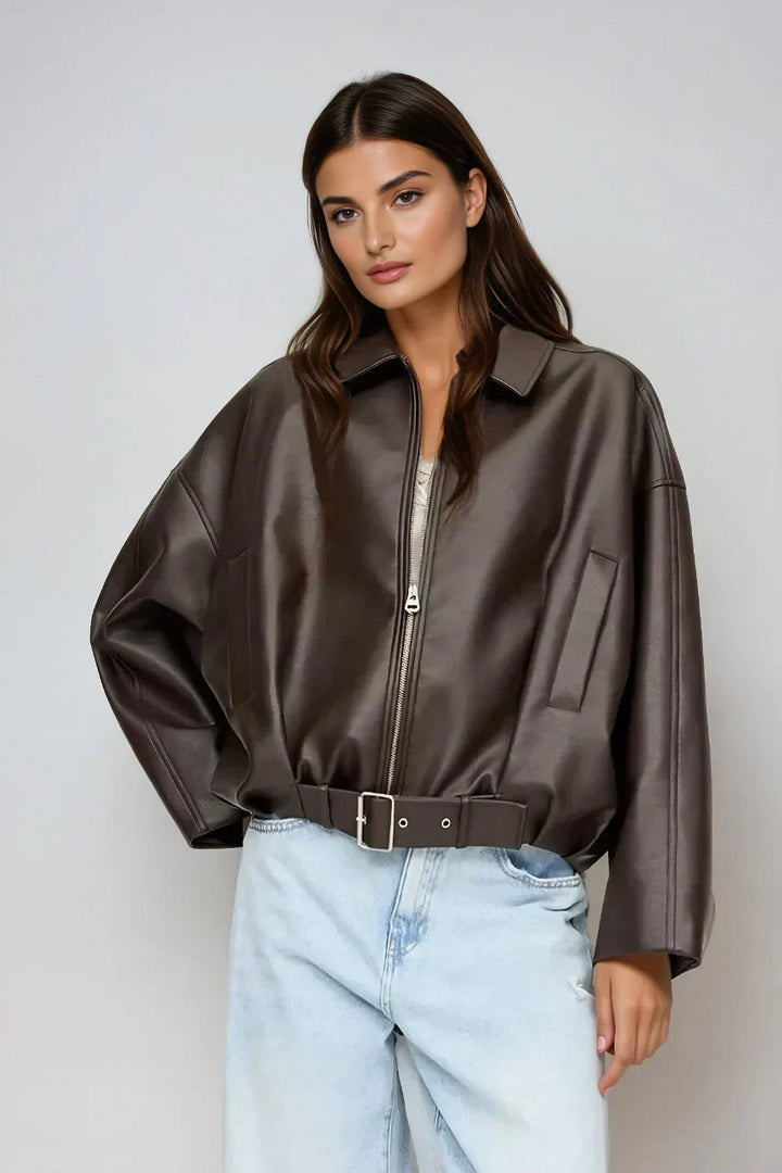 Elara · Veste en cuir marron élégante