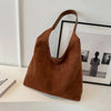 Elara · Sac Dana