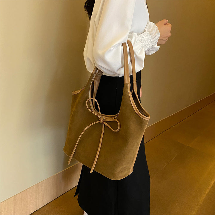 Elara · Sac Hélène