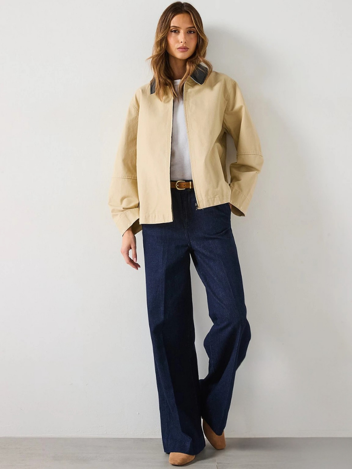 Elara · Veste Élégante à Col Contrastant