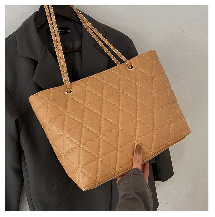 Elara · Sienna Tote Bag