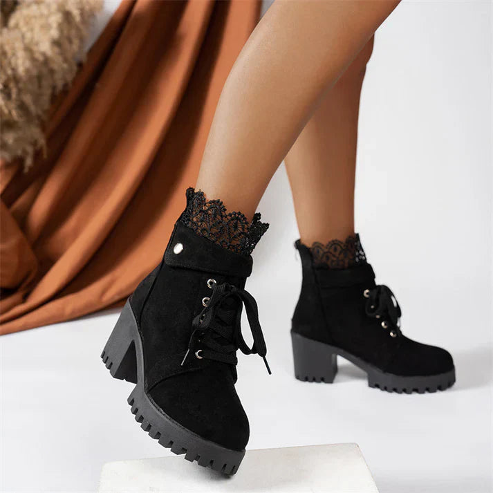 Tania - Bottines avec dentelle et talon épais